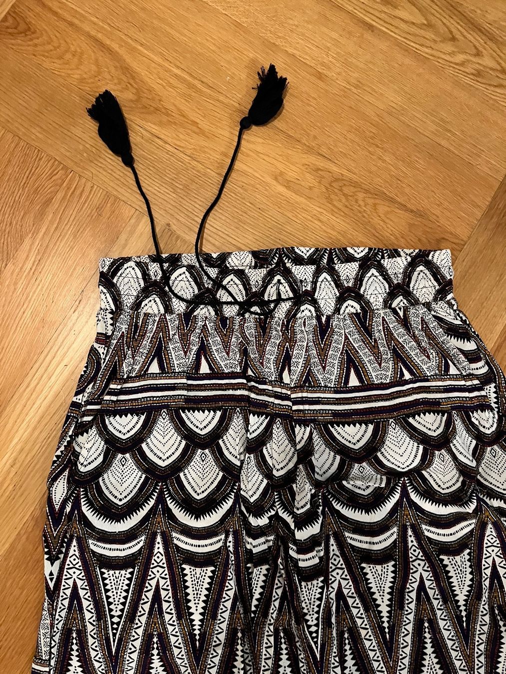 H&M Gonne: Long slit skirt – Usato da Affoltern am albis venduto da onlyrose123 2