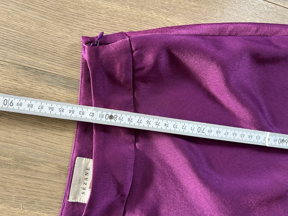Sezane Gonne: Jupe Sézane taille 36, matière satinée – Usato da Lully VD venduto da Garance040 1