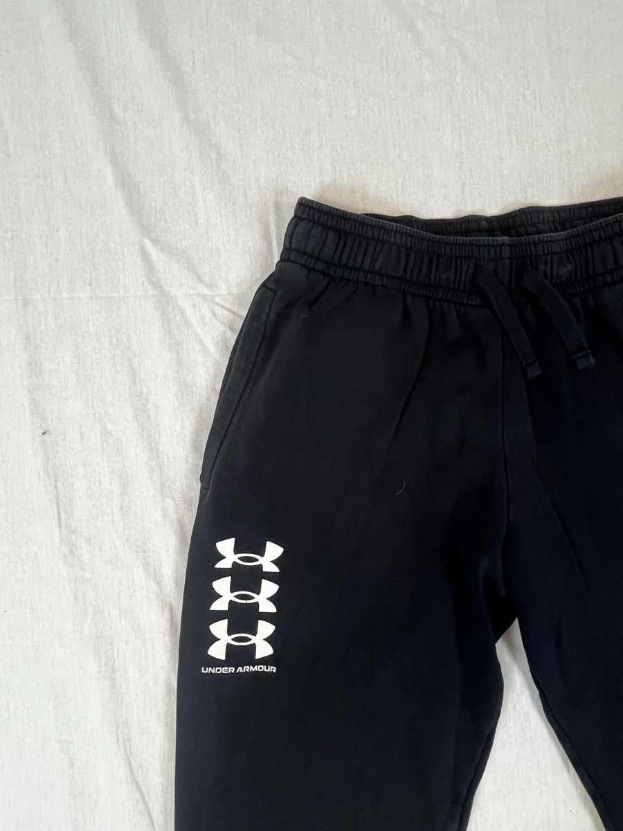 Under Armour Pantaloni: Under Armour Trainingshose – Nuovo (secondo la descrizione) da Lindau venduto da KT_Vintage 1