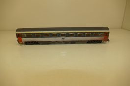 Roco H0: SNCF 1.Kl. Abteil-Personenwagen gealtert