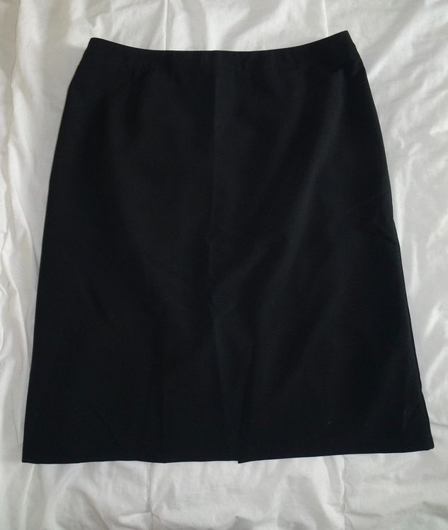 Blouse Femme Noir En Viscose C&A Taille 46 - Manches Longues, Motif Plumes - Très Bon état Occasion