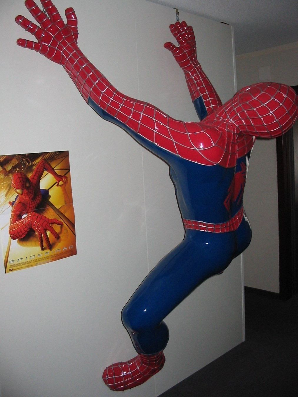 Briglie & Cavezze: Spiderman statue – Usato da Vevey venduto da ncforsale 1