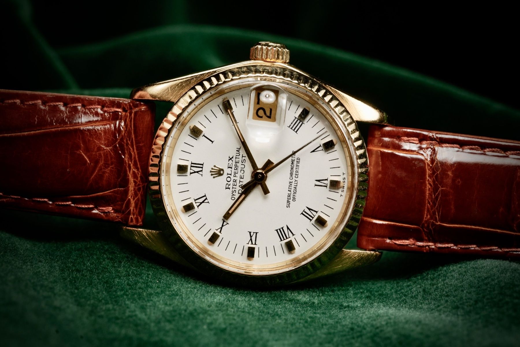 Rolex Orologi: Rolex - Datejust Boy`s Size Ref. 6827 Original 18kt. Gold – Usato da Morcote venduto da chronoservice