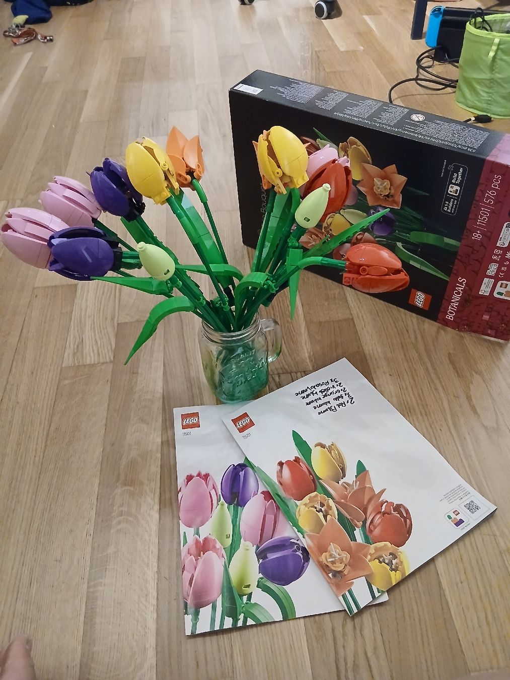 Lego Kit di costruzioni: LEGO Tulips Botanical Collection – Nuovo (secondo la descrizione) da St Gallen venduto da Buybuybuybye 2