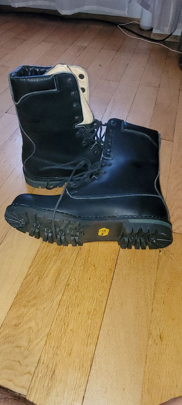 Scarpe da uomo: Wunderschöne Winterstiefel, Schwarz, – Nuovo (secondo la descrizione) da Basel venduto da Da-vid3 1