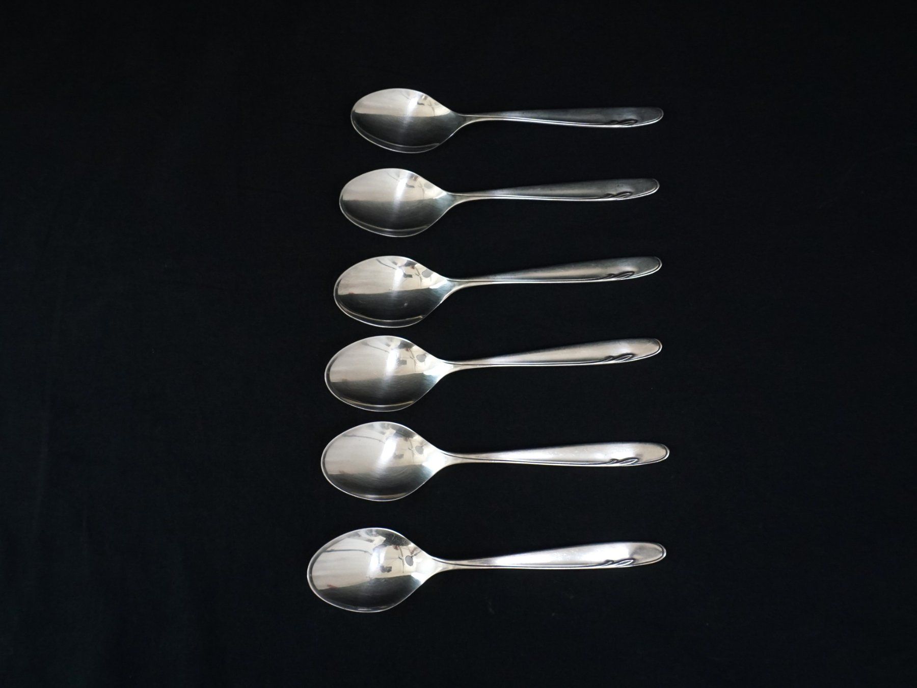 Set di posate: Edelstahl-  Besteck-Set 24-teilig – Usato da Pratteln venduto da Restwert_Pratteln 3