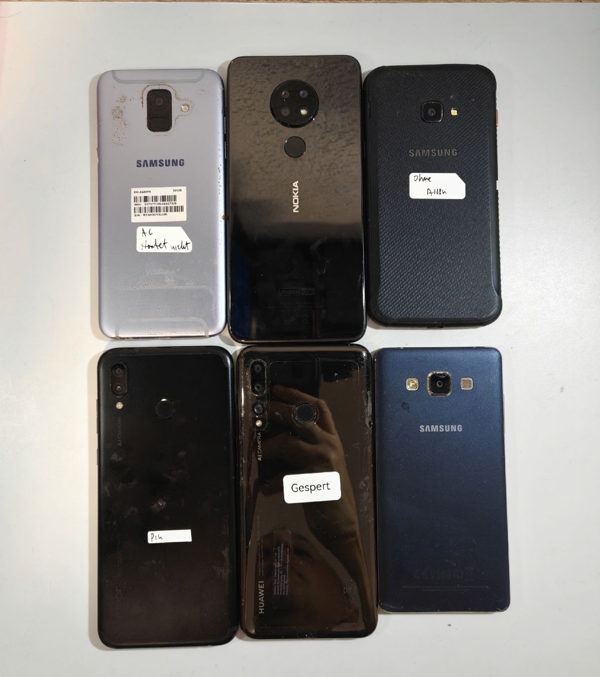 Samsung Handys / Smartphones: 6 defekte Händys (2) – Defekt aus Ehrendingen von Rocky985
