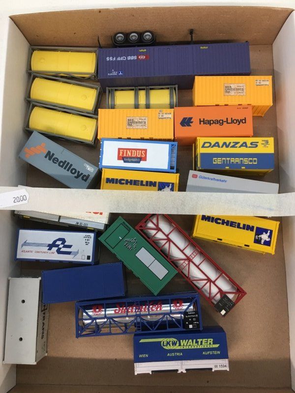 Modellini d'auto: Konvolut H0 1:87 Container – Usato da Büsserach venduto da ModellbahnDepot