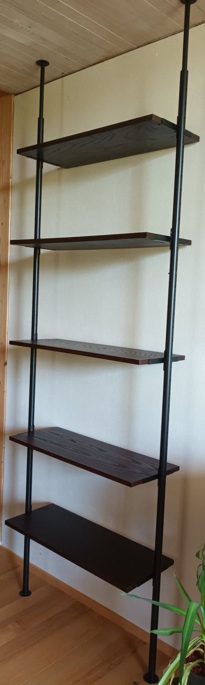 Scaffali: Midcentury Teleskopregal – Usato da Wikon venduto da Freu 1