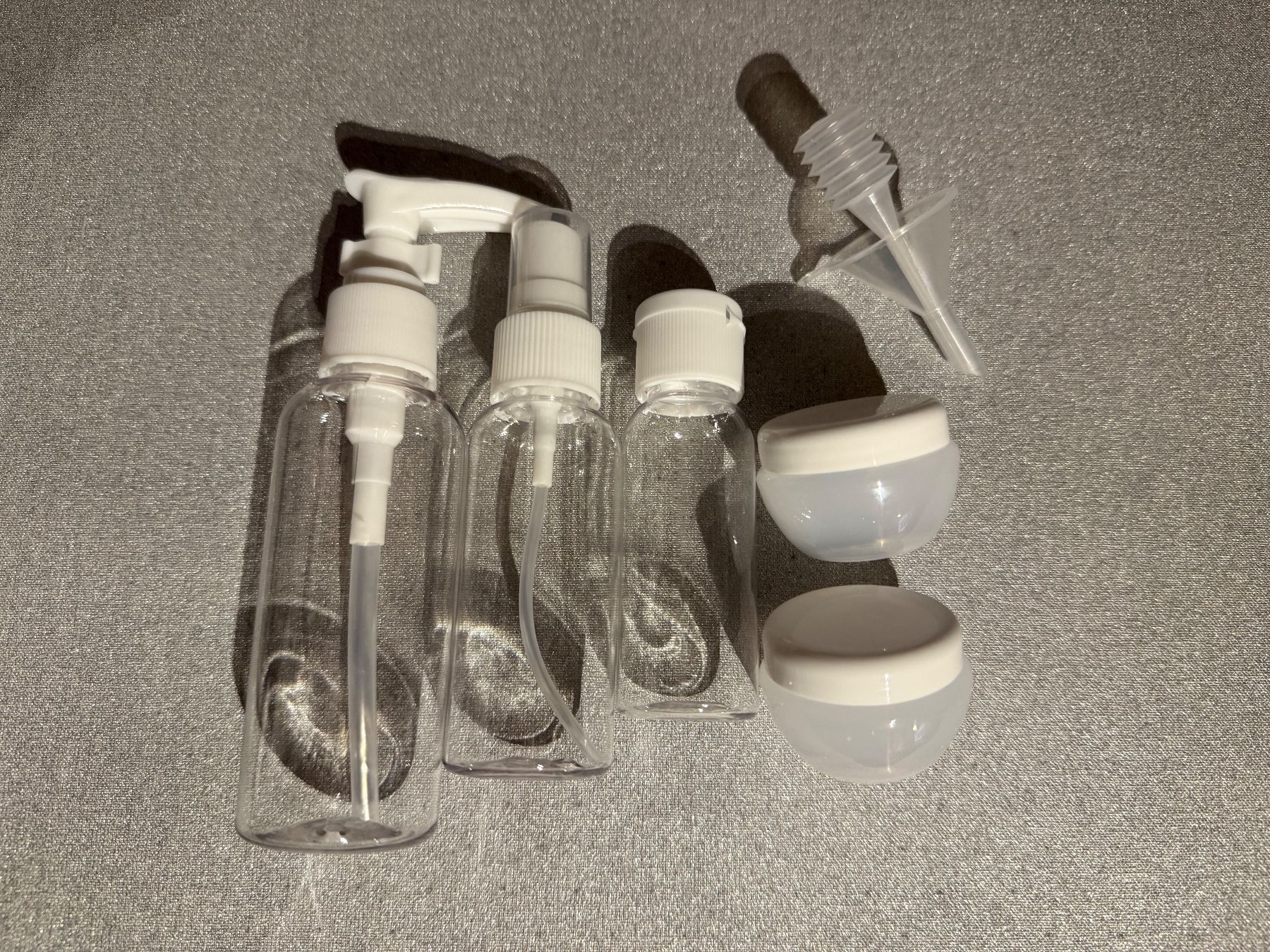 Contenitori & Simili: Reise-Set leer Flaschen Behälter Behälterset Neu – Nuovo e nell'imballaggio originale da Chur venduto da Hermes421 1