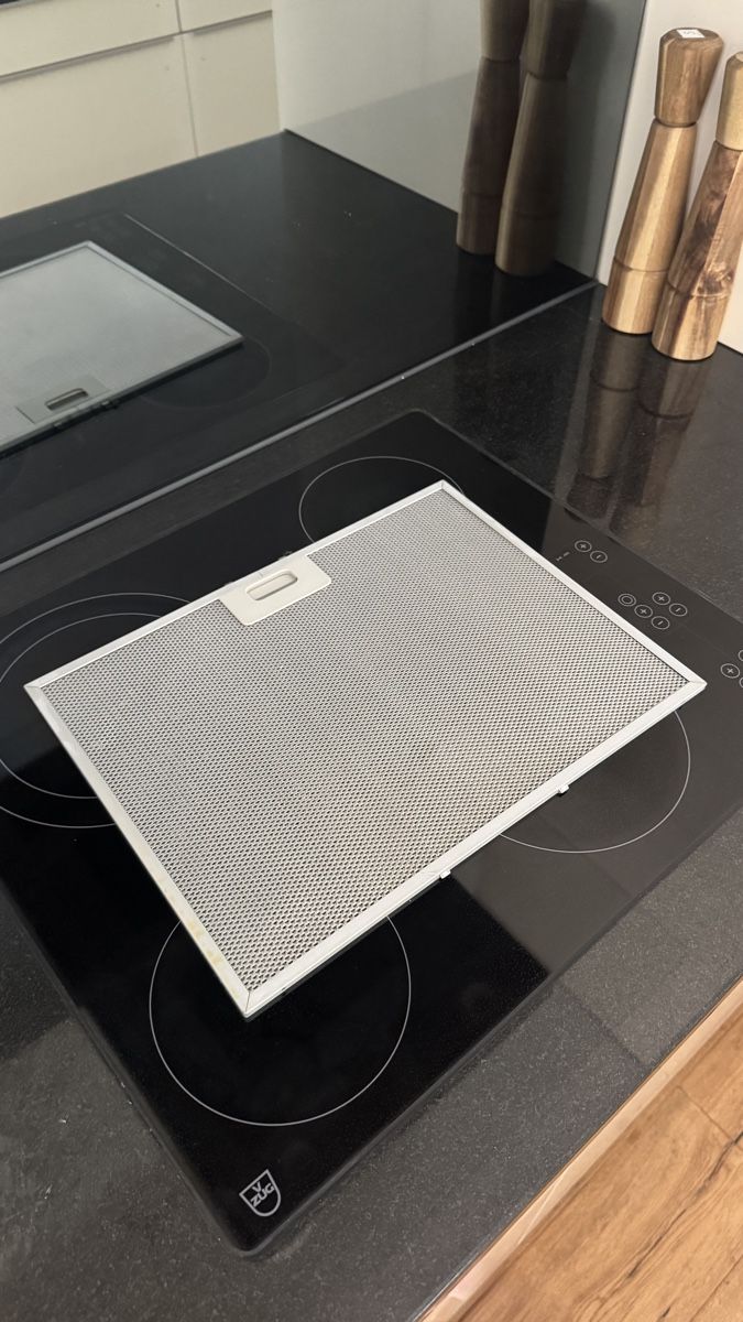 V-Zug Cappe di aspirazione: V-ZUG Range Hood / Extractor / Dunstabzug – Usato da Wädenswil venduto da katdede 4