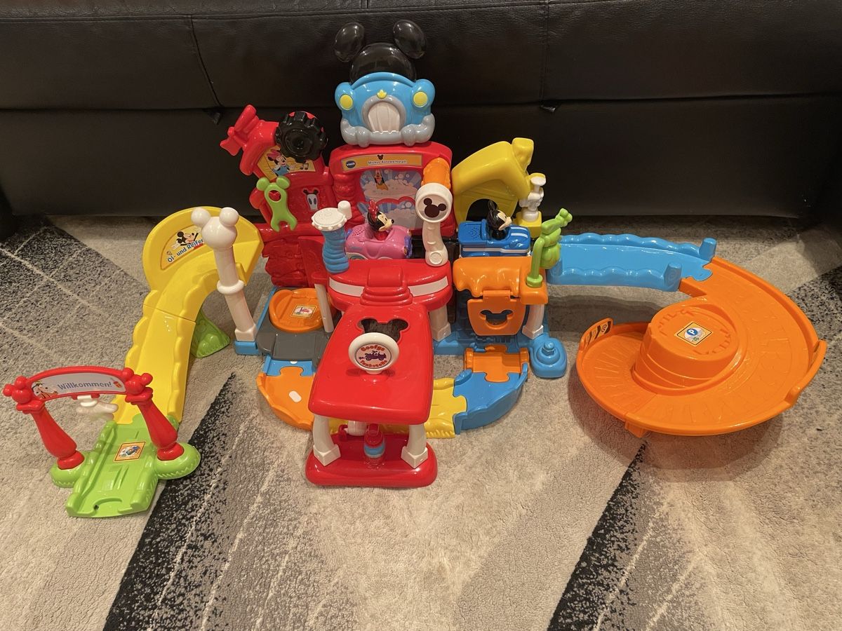Vtech Jouets: Vtech Tut tut Mickeys Waschanlage – D'occasion à Wettswil par Tamara9390
