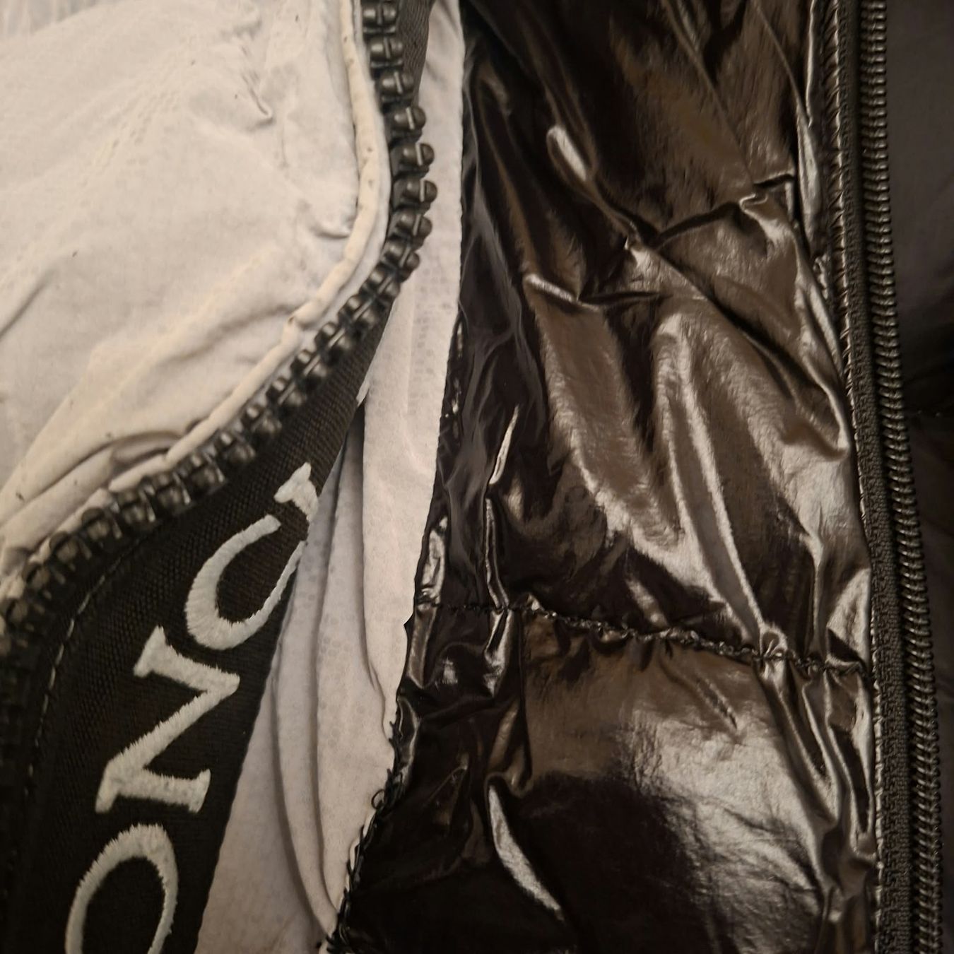 Moncler Cappotti: Moncler  – Usato da Trimbach venduto da Ale-07 1
