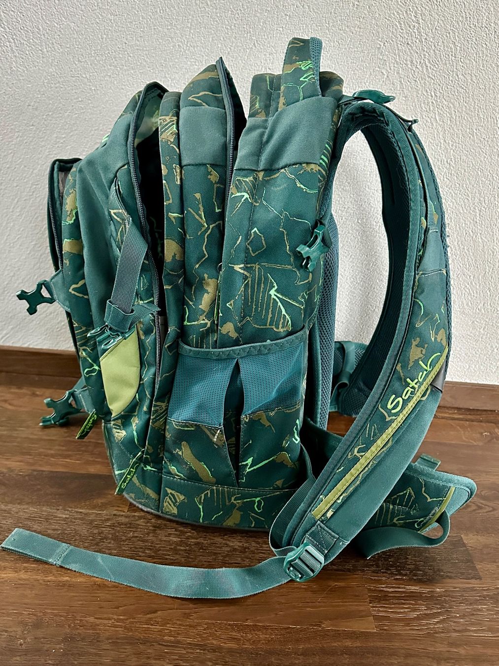 Satch Zaini: Satch Pack Schulrucksack – Usato da Hergiswil NW venduto da Klimsen 5