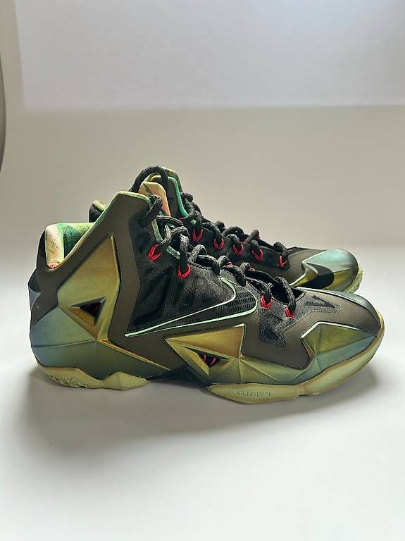 Nike Scarpe da uomo: Nike LeBron 11 "King's Pride" Grösse 40 / US 7 – Usato da Zürich venduto da ALE_LE 3