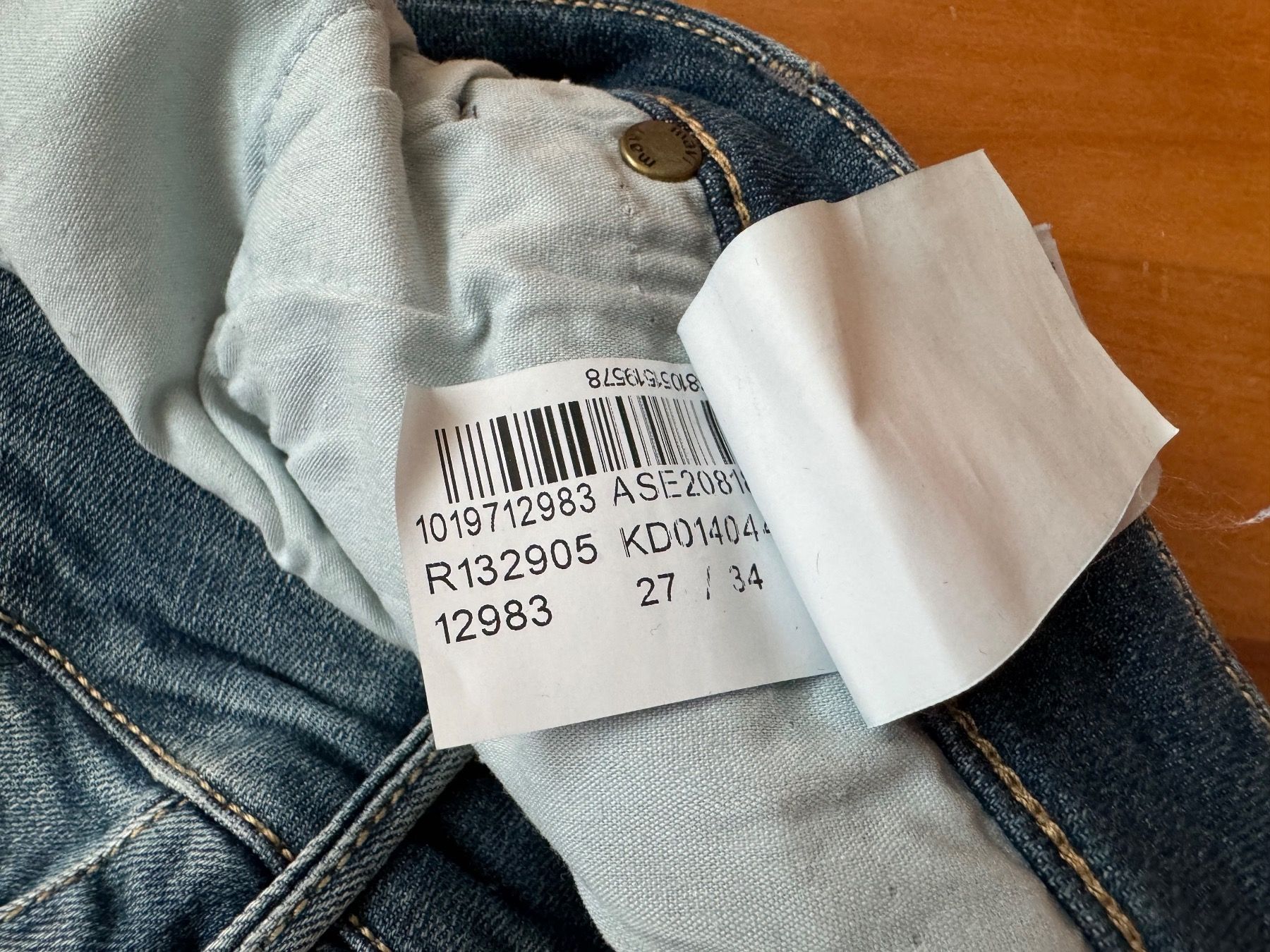 Mavi Jeans: Neue Jeans von Mavi Grösse 27/34 – Nuovo (secondo la descrizione) da Schüpbach venduto da 2ndHandRose 5