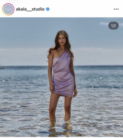 Abito Akala studio lilla