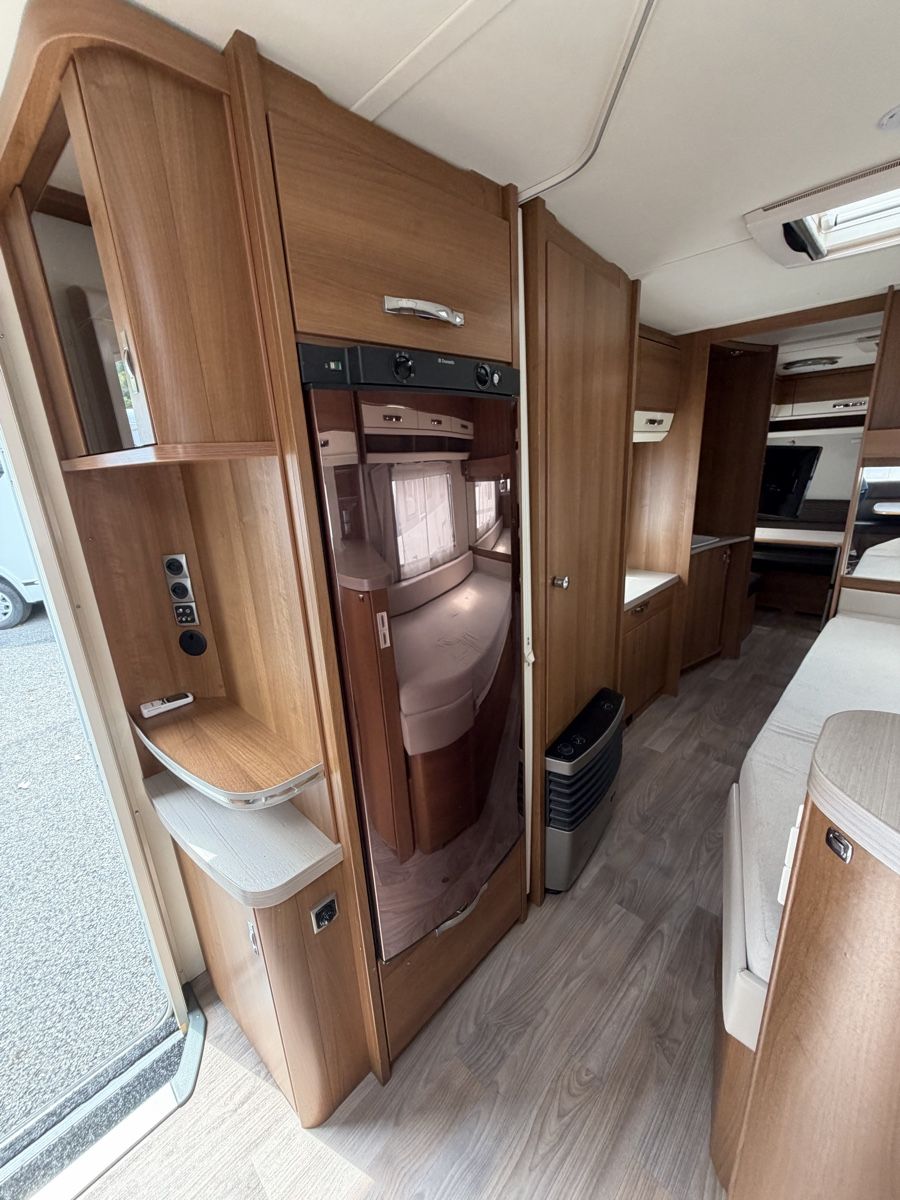 Tabbert Véhicules de camping: Tabbert Da Vinci 700 KD Wohnwagen – D'occasion à Ried-Brig par inf_k7jw 4