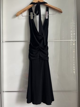 Elegant Black Halterneck Dress for Summer Parties! Size M.