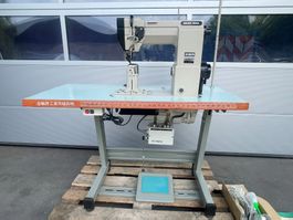 Industrie-Nähmaschine Golden Wheel CS-8810 mit Tisch