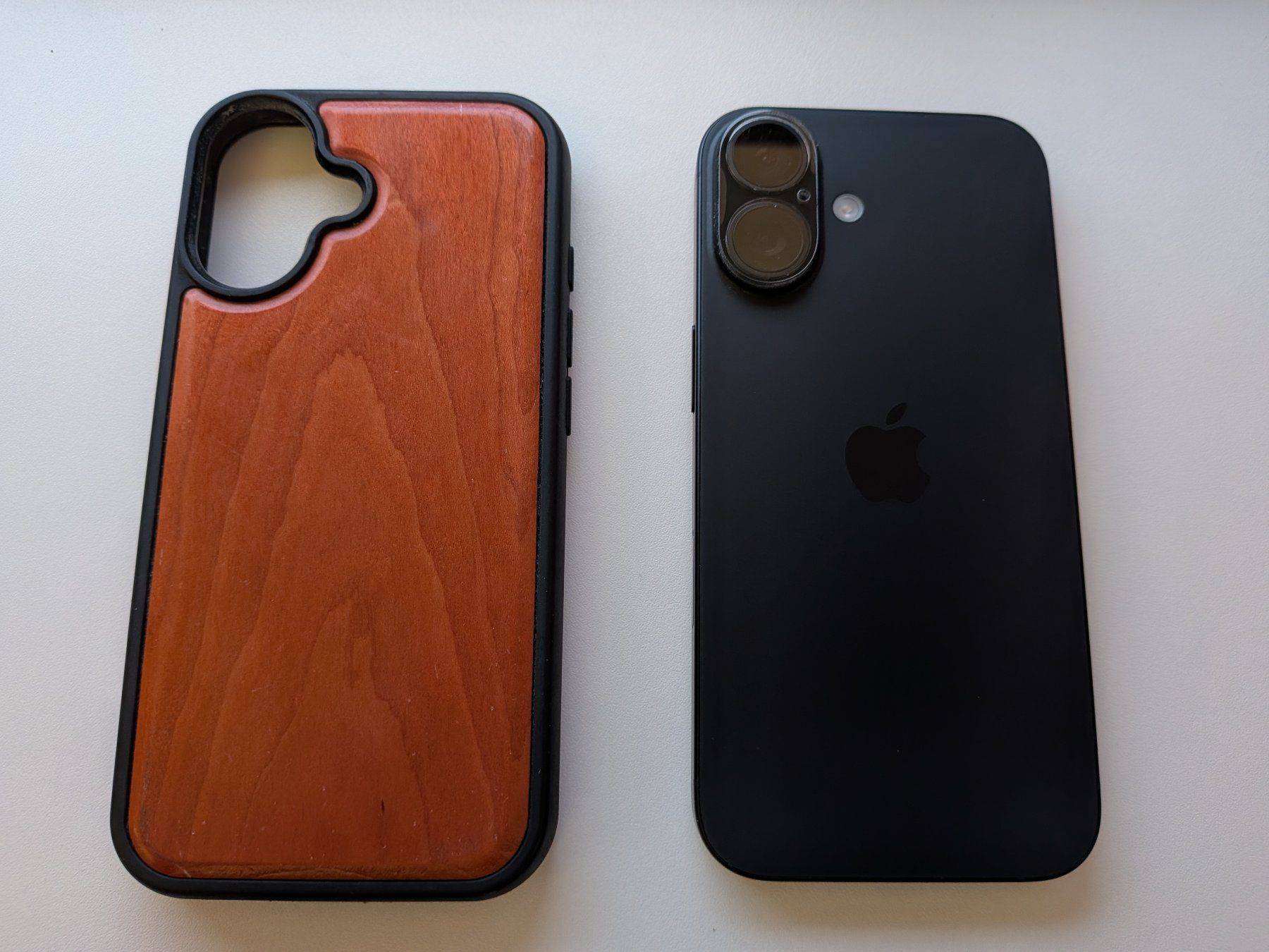 Apple Telefoni cellulari / Smartphones: iPhone 16 128GB – Usato da Amriswil venduto da hardware_uschi 2