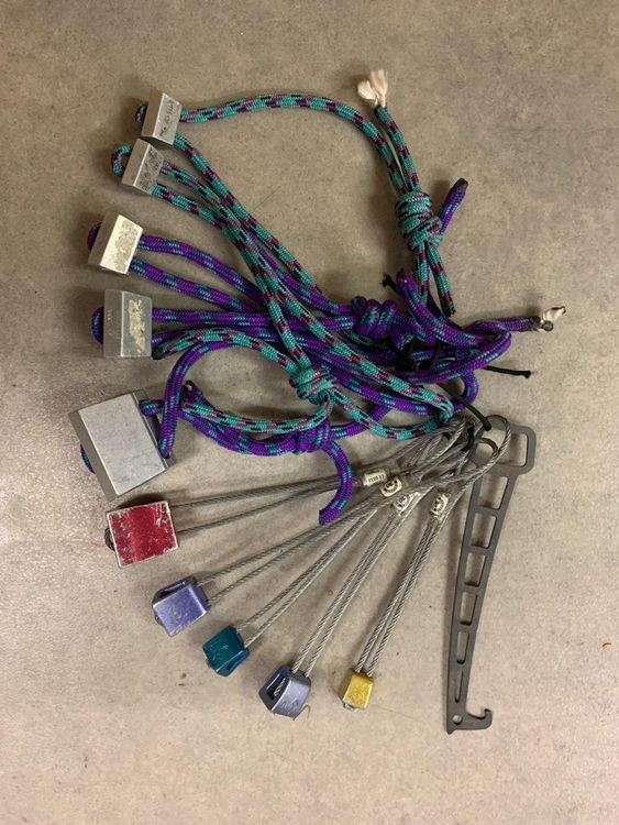 Keil-Set 11tlg für Klettern (Klemmkeil, Stopper, Hexentric) (Gebraucht ...