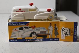 Krankenwagenmodell Replica 40/50 iger Jahre NEU 1:43