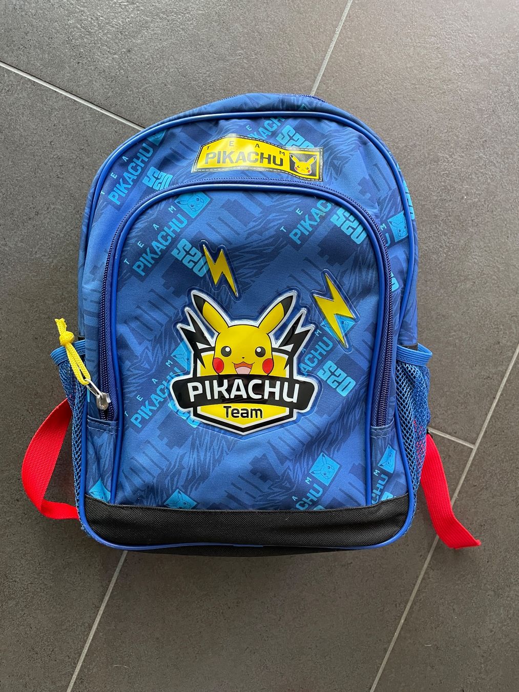 Pokémon Zaini: Cooler Pokémonrucksack – Usato da Ormalingen venduto da Orchidee1011
