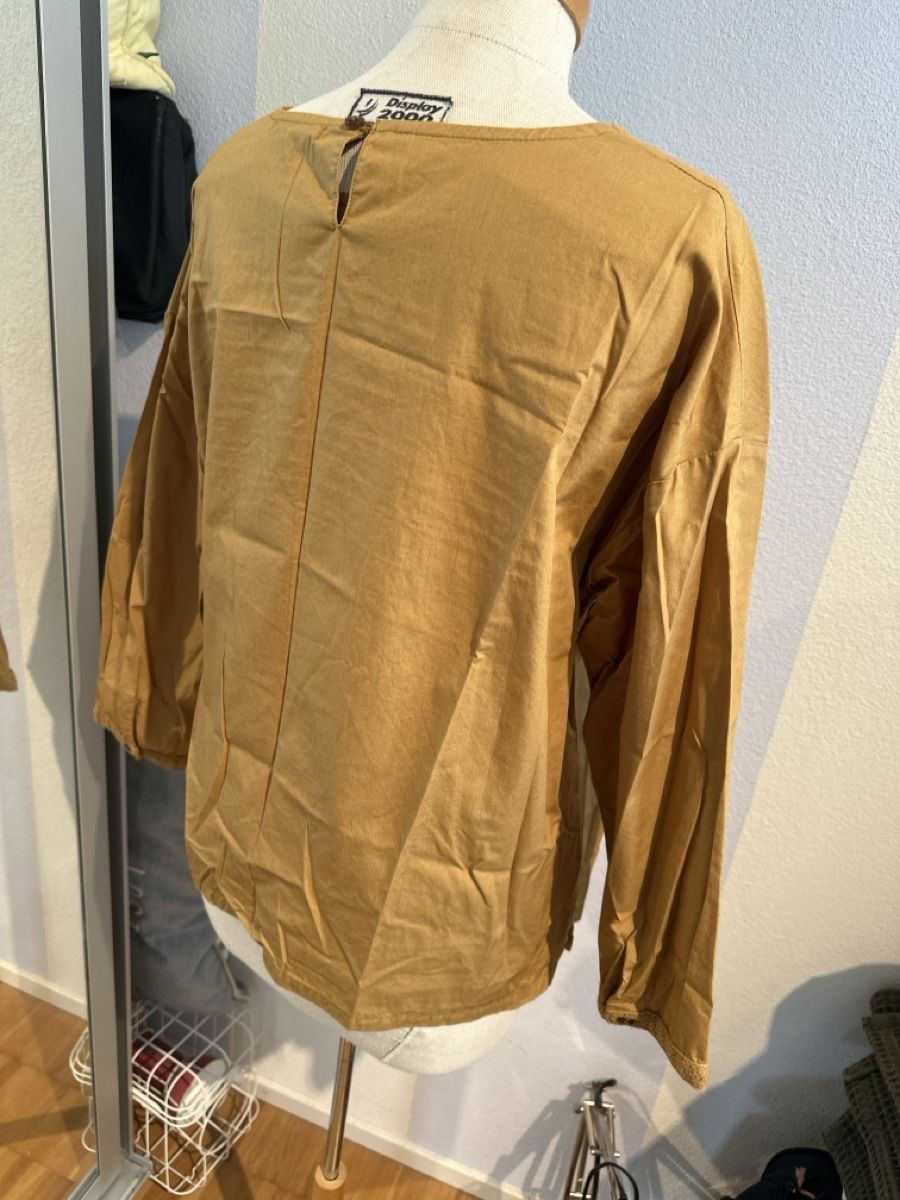 Top: Senffarben Top Bluse Gr. M (36/38) – Usato da Bassersdorf venduto da Ayumiyamaguchi 1