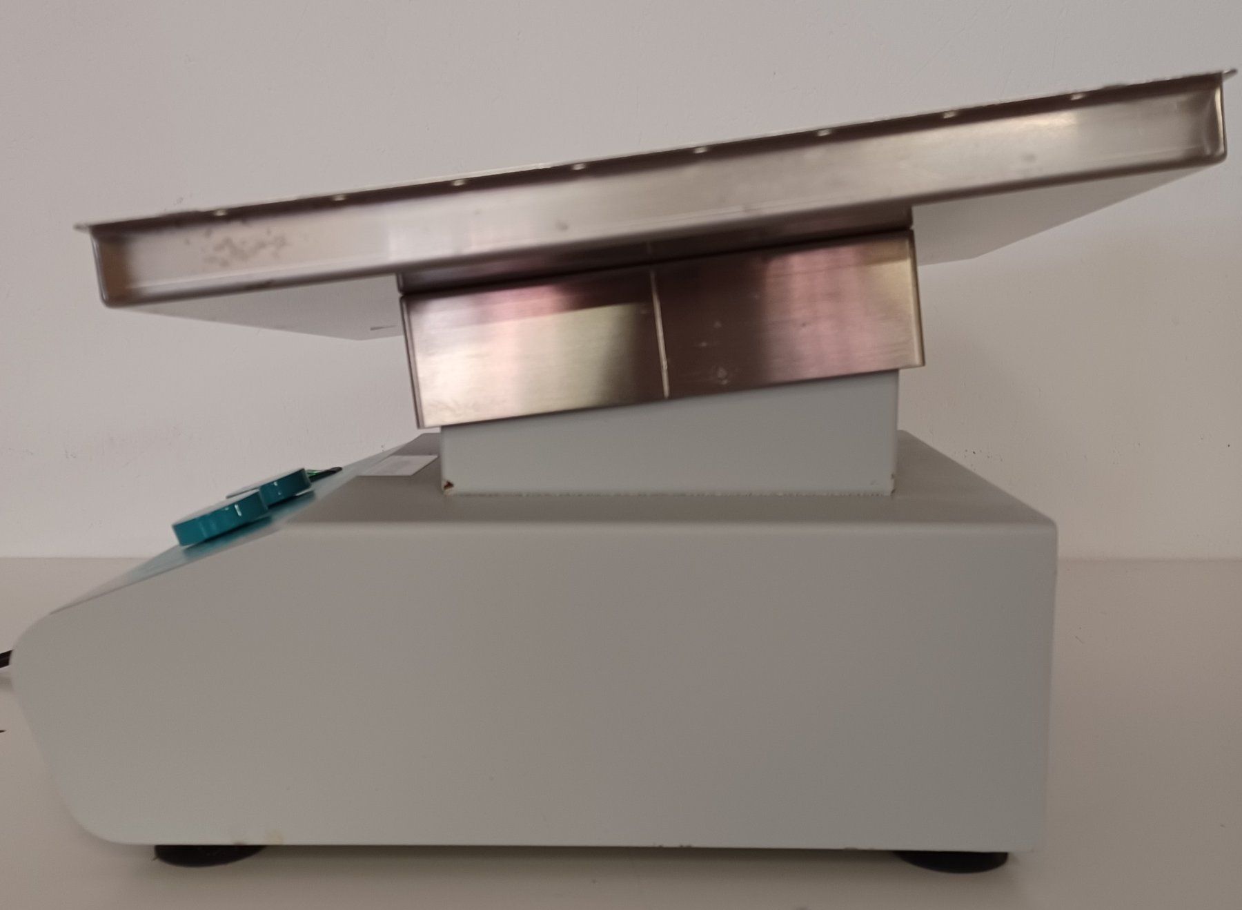 Accessori da laboratorio: Labnet S 1000-A-220 – Usato da Niederdorf venduto da LeptonAG_Labor 3