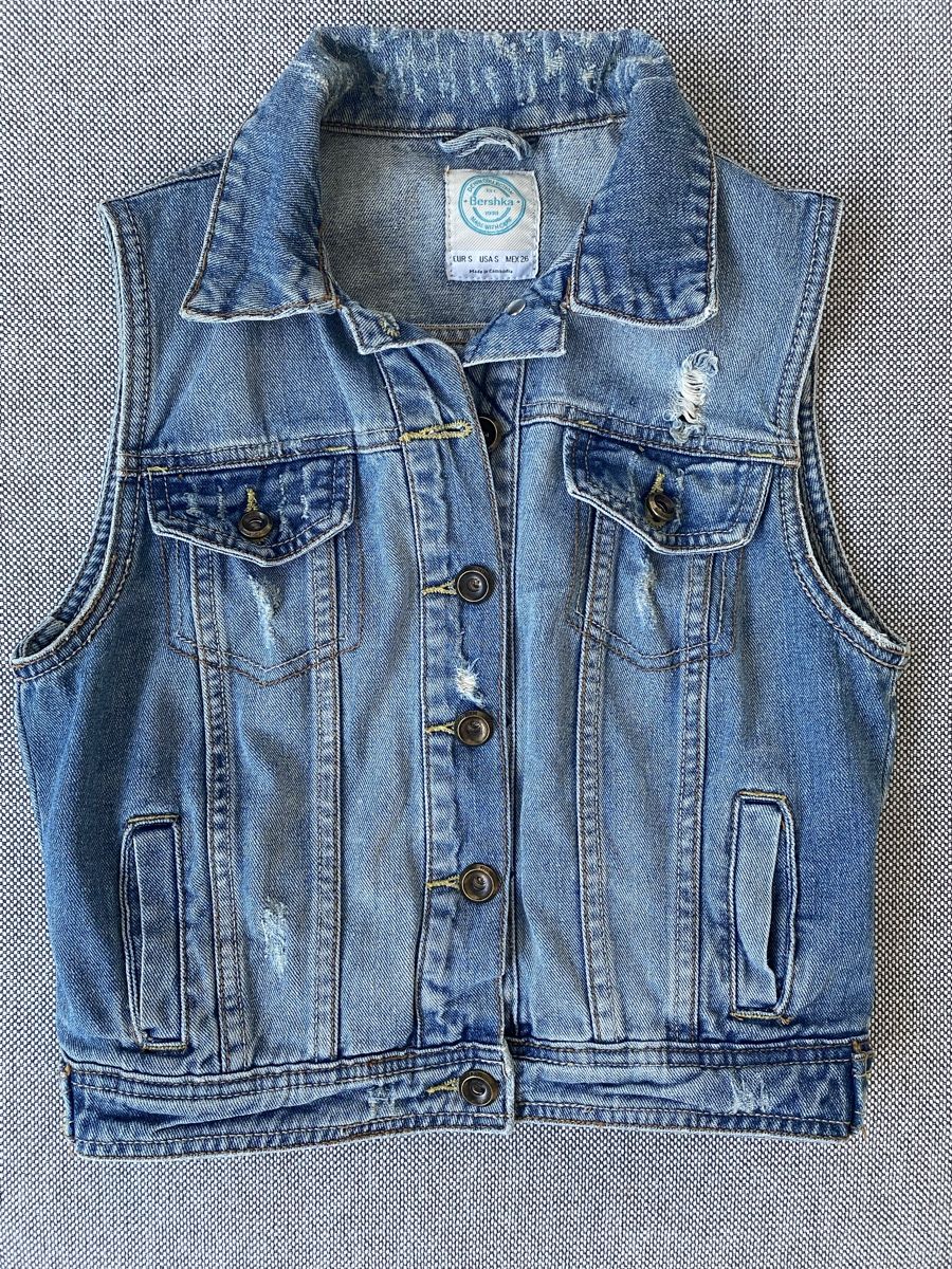 Bershka Top: Bershka Denim-Weste Hellblau Grösse S – Nuovo (secondo la descrizione) da Basel venduto da ane_82yg