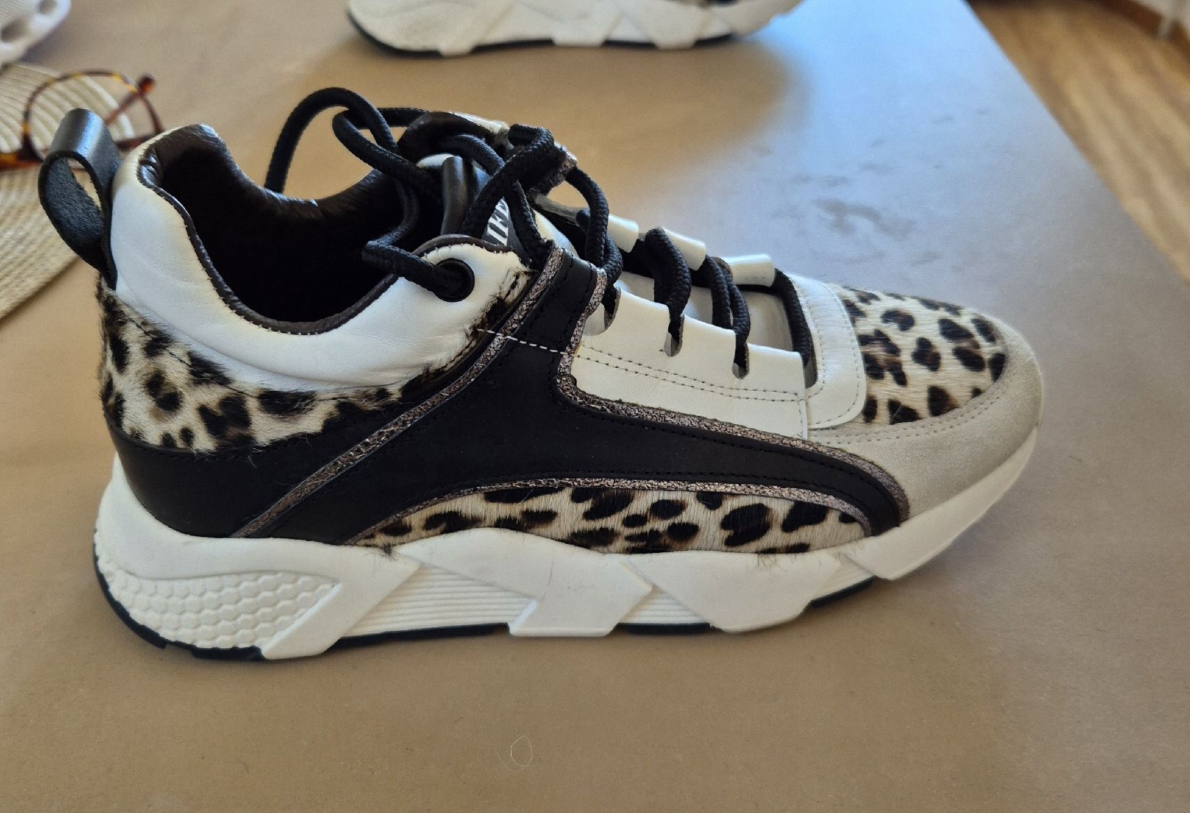 Scarpe da donna: Baskets tendance "LIFE" léopard, taille 37, parfait état! – Nuovo (secondo la descrizione) da La Sagne NE venduto da Mialex 1