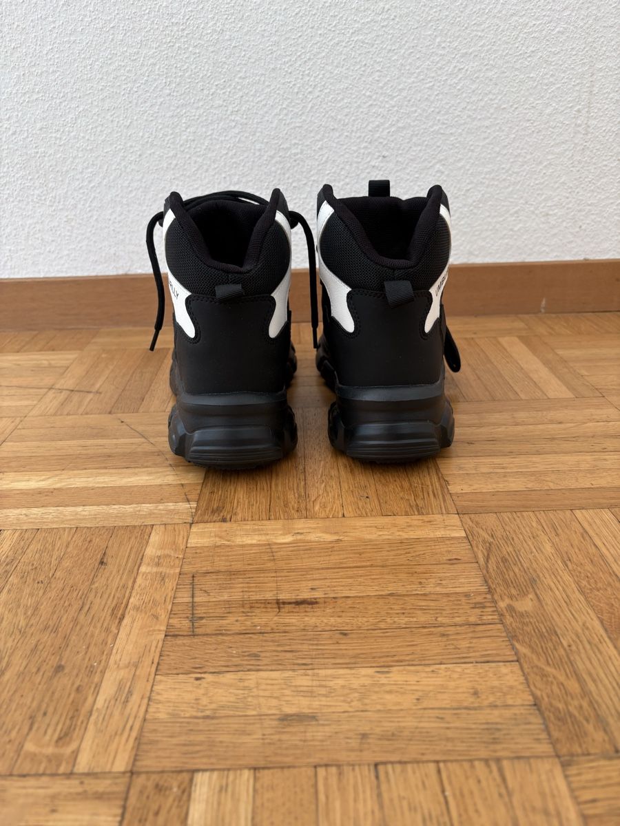 Scarpe da donna: Umbrella chunky sneaker boot - size 37 – Usato da Genève venduto da ton_h779 2
