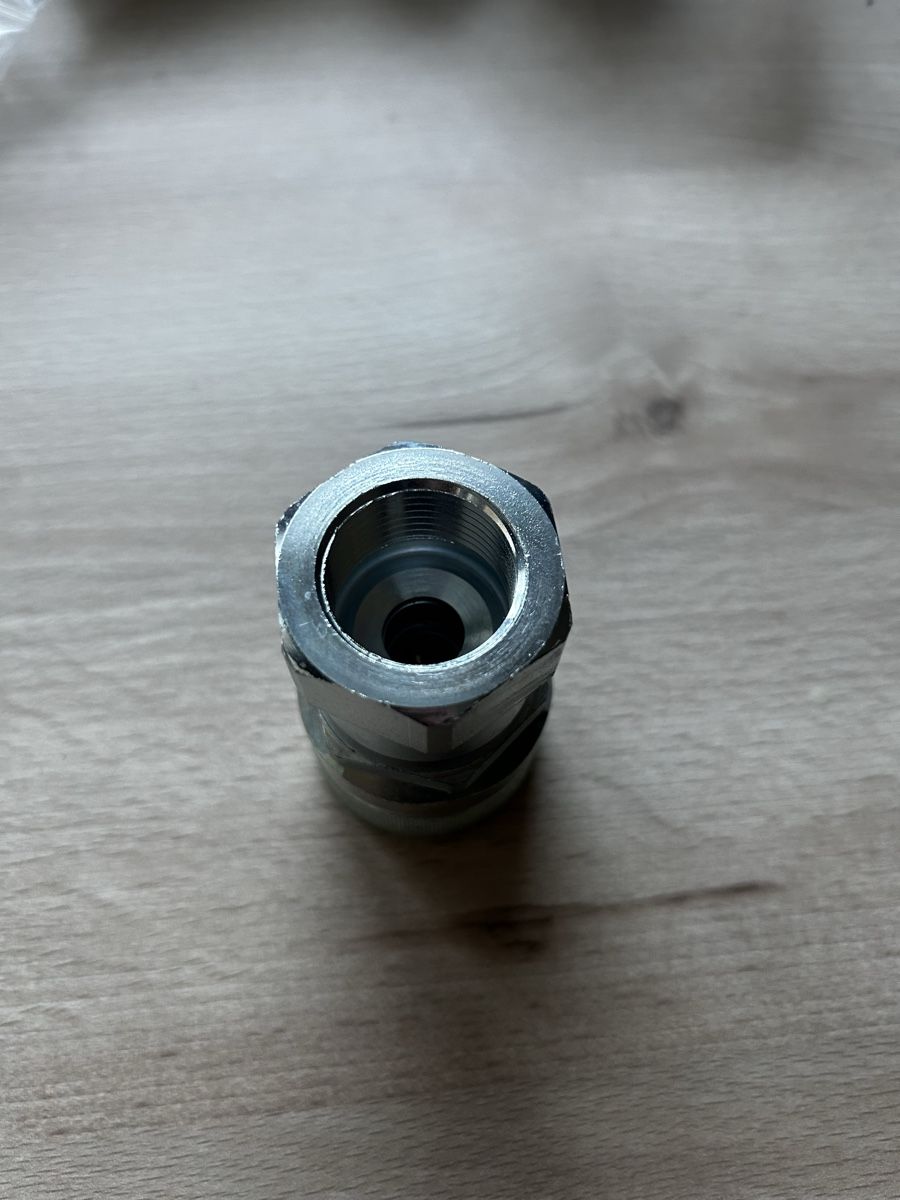 Tutti gli attrezzi: Stecker und Muffe von Hydrauliksystem – Nuovo e nell'imballaggio originale da Gretzenbach venduto da TeaRex 1