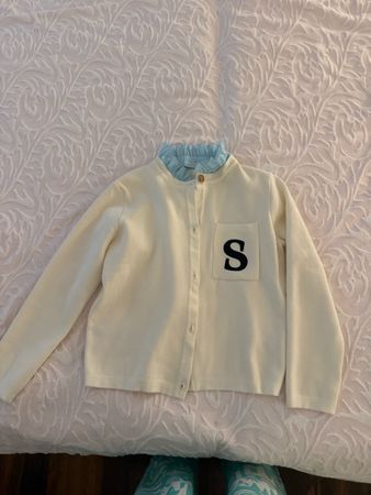 Cardigan Damen weiss mit Kragen und Applikation Grösse S