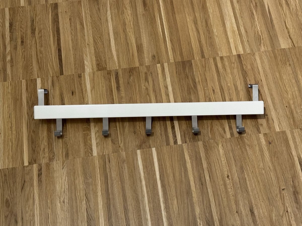 Ikea Ferramenta: Tjusig Aufhänger – Usato da Dübendorf venduto da gru_v8px