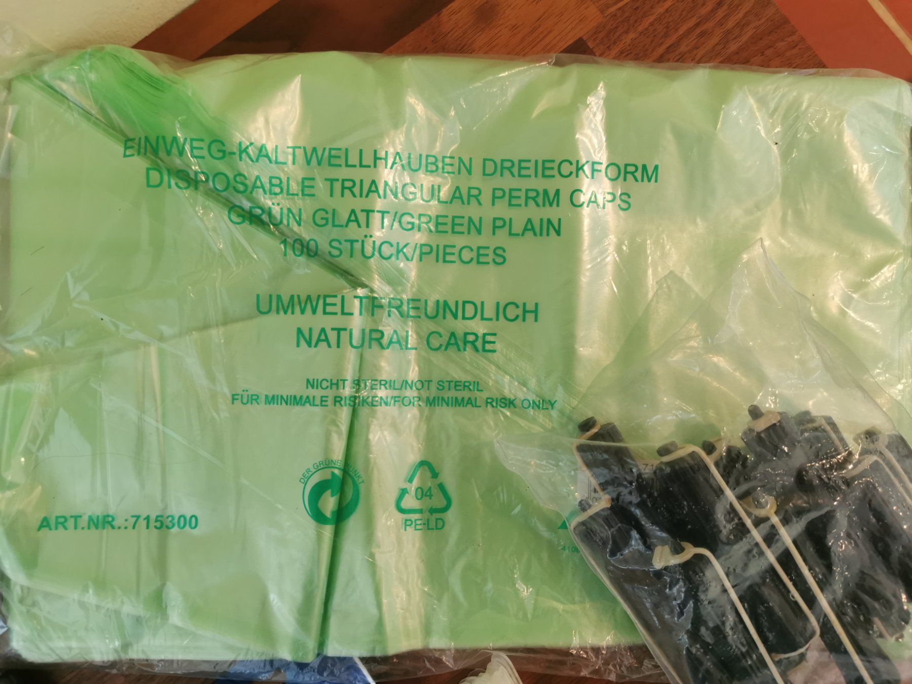 Piastre & Arricciacapelli: 91 Stk. Dauerwell-Wickler / Dauerwellstäbchen / Einweg-Haube – Usato da Boniswil venduto da Totomat-Lady2 4