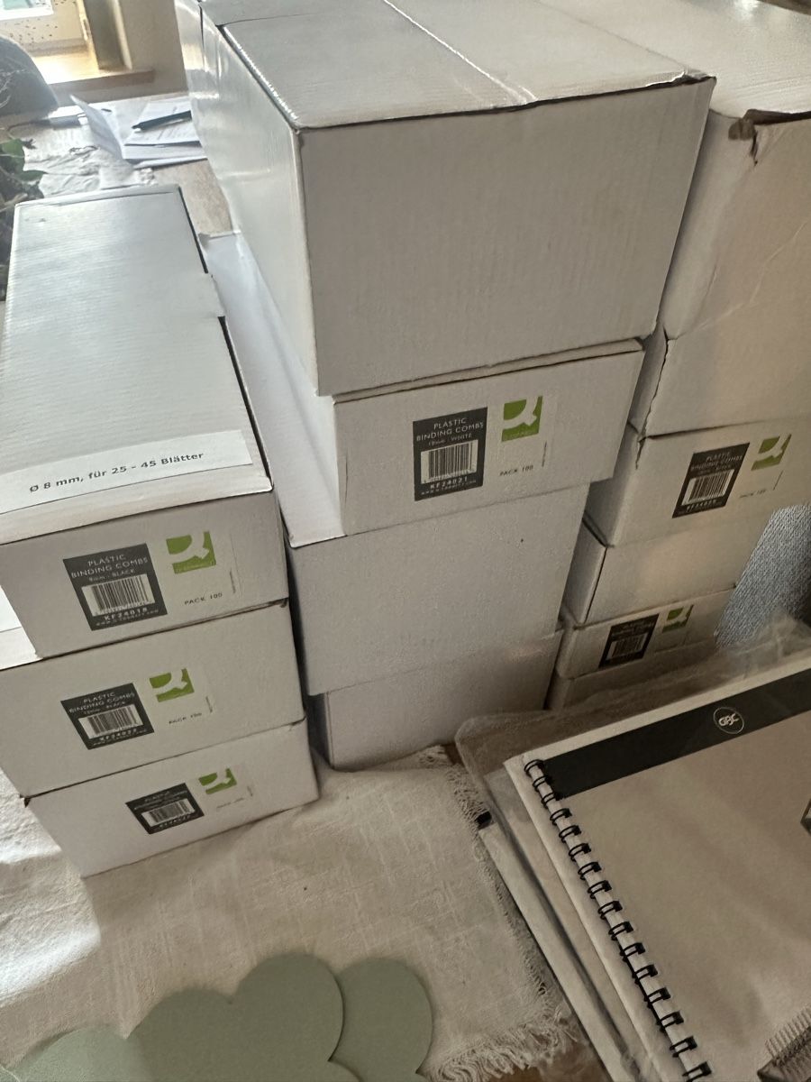 Macchine rilegatrici: GBC CombBind C250Pro Binde- und Lochmaschine neuwertig – Usato da Neftenbach venduto da NaomiM. 2