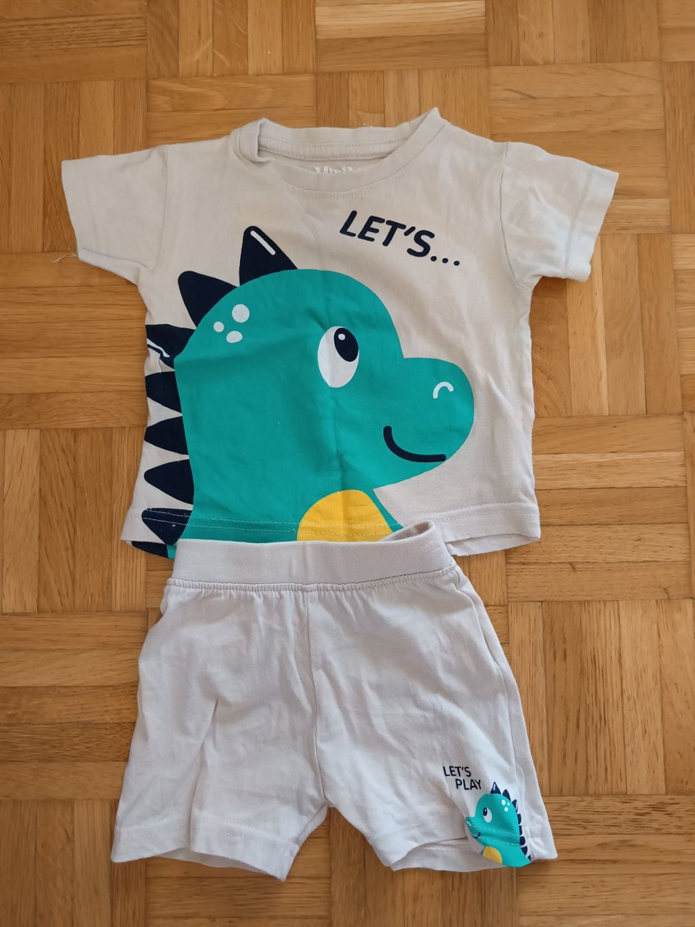 Lotti & Set di vestiti: Baby Set Gr. 3-6M – Usato da Gattikon venduto da HeyHeyLyla
