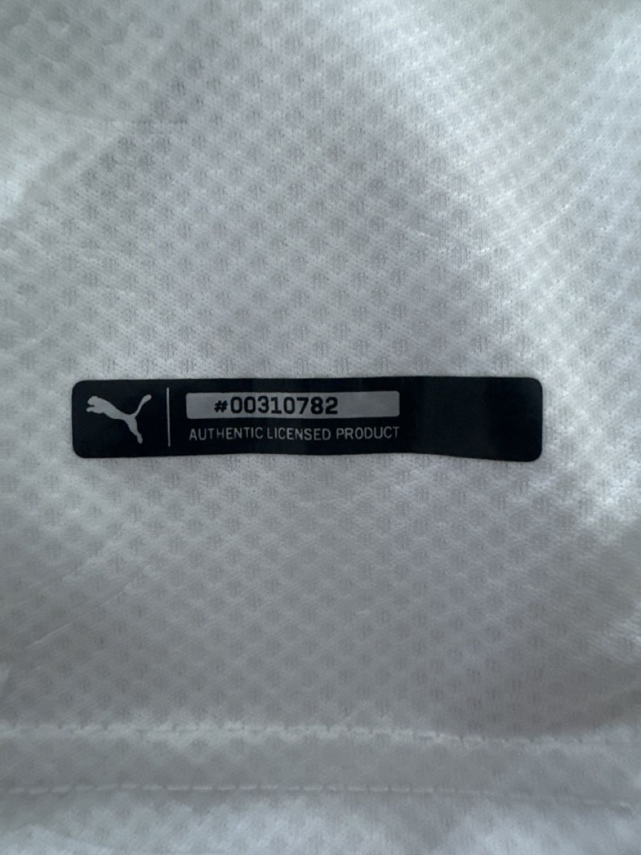 Puma Canottiere & Pantaloni: Maillot Italie – Nuovo (secondo la descrizione) da Le Châble VS venduto da Alexia1 1