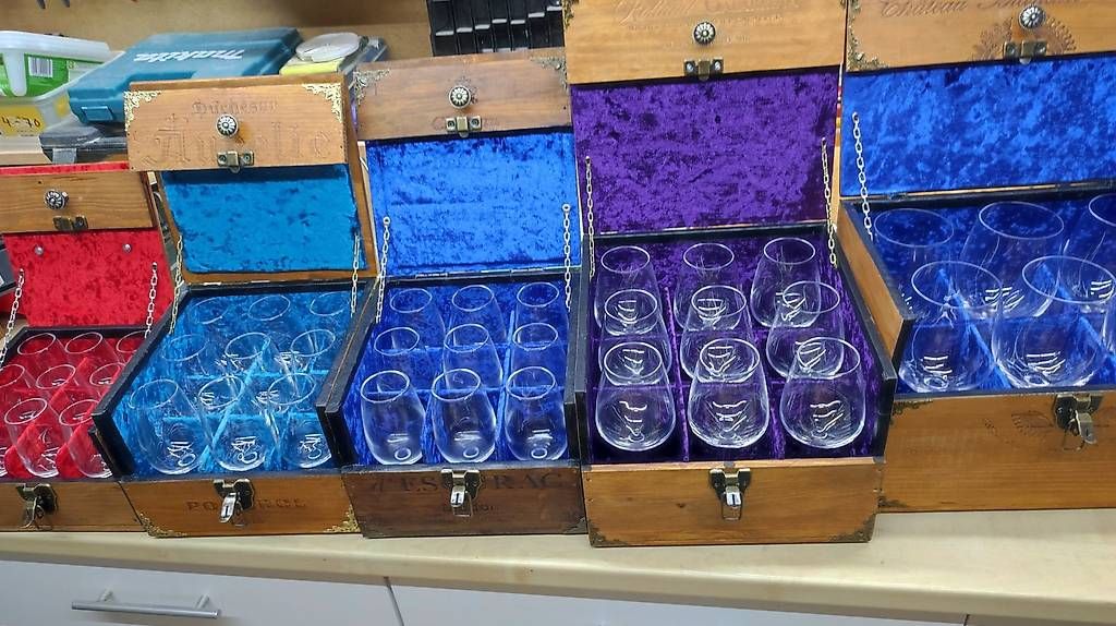 Bicchieri: Verres pour vin rouge et rosé + coffret – Usato da Estavayer-le-Lac venduto da ac5_58bj