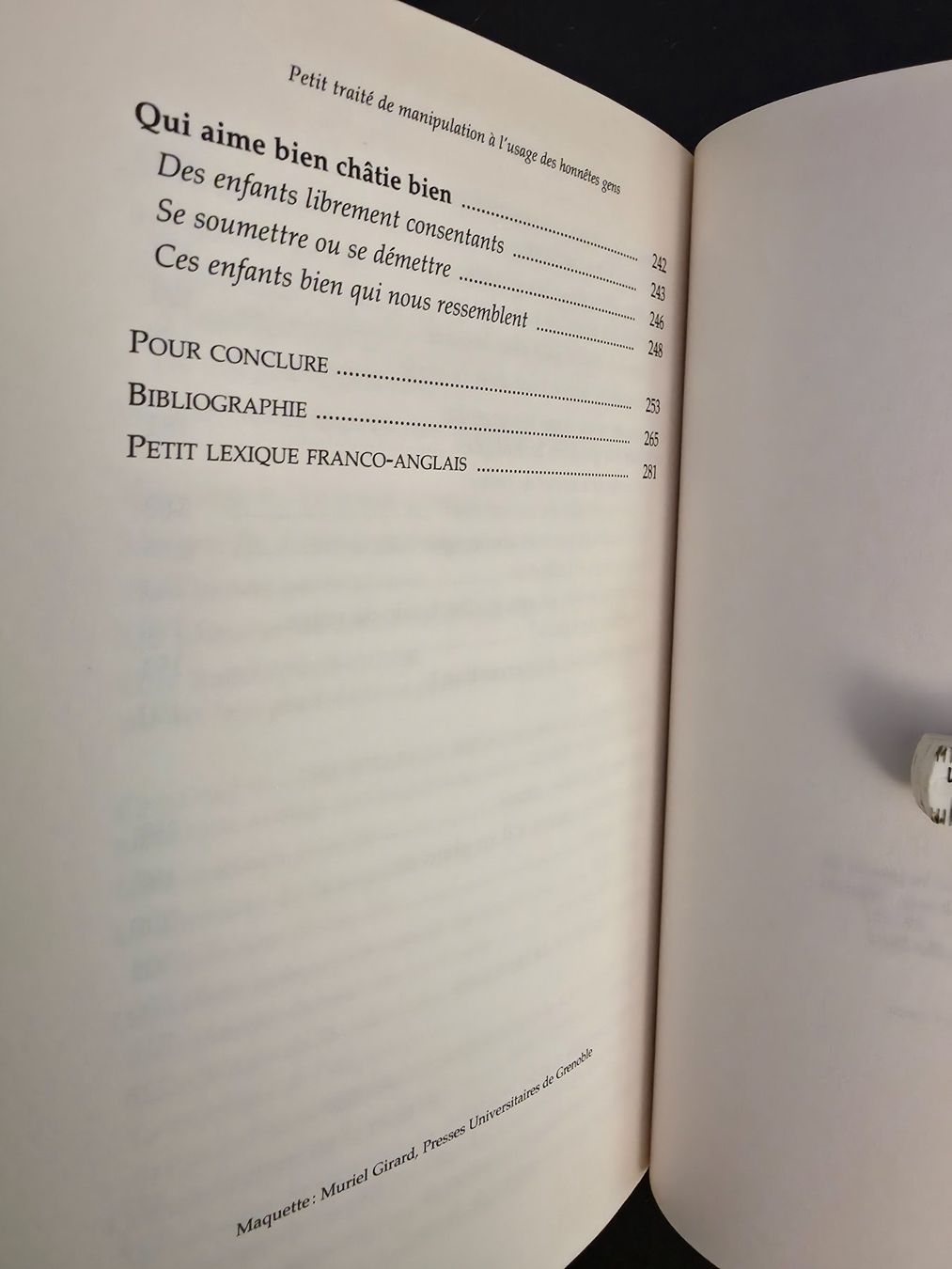 Bücher: Petit Traité De Manipulation À L'Usage Des Honnêtes Gens PUG – Neu und originalverpackt aus Montreux von Edelweissgirl_64 9