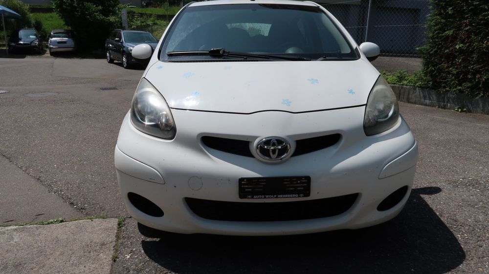 Toyota Automobili: Toyota Aygo, Kleinwagen, – Usato da Seftigen venduto da Garage-Kohli
