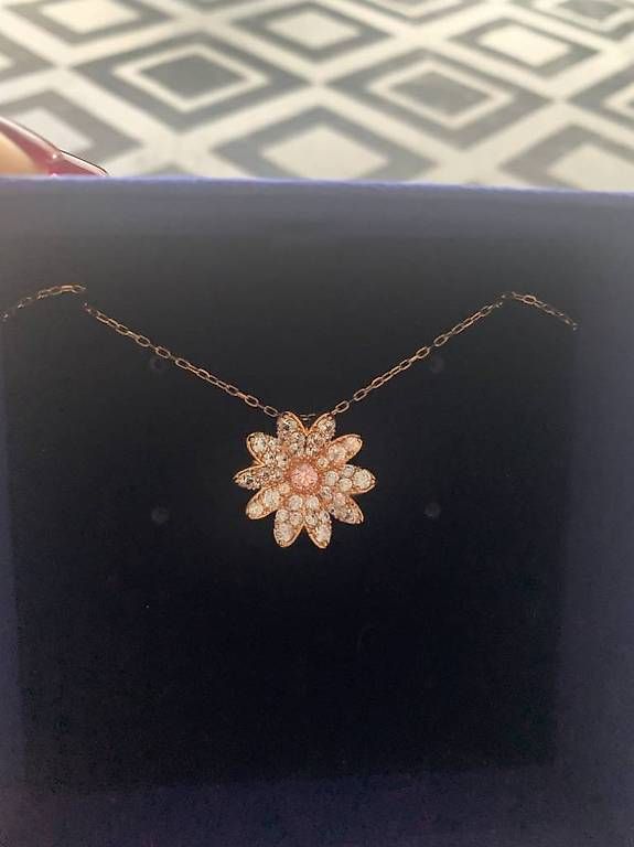 Swarovski Catenine: Collier Swarovski fleur rosée – Nuovo e nell'imballaggio originale da Fully venduto da Sassa68
