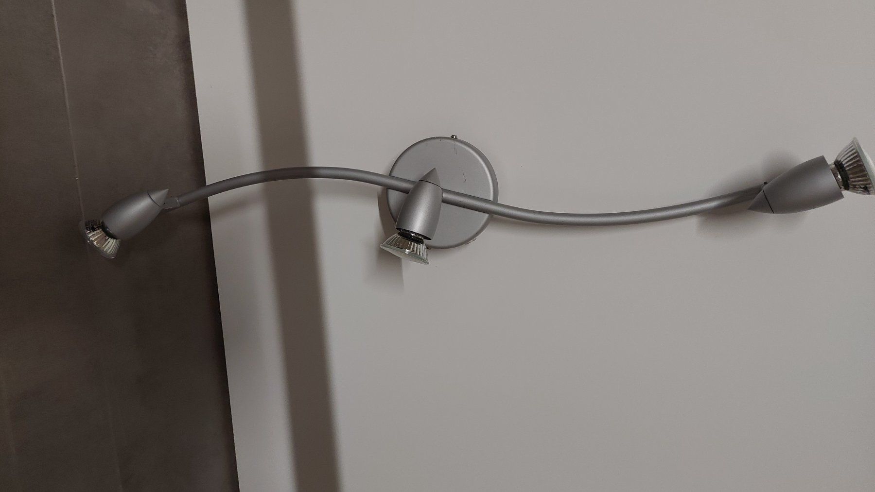 Lampadari & plafoniere: LED-Lampe – Usato da Kleindöttingen venduto da calspan 2