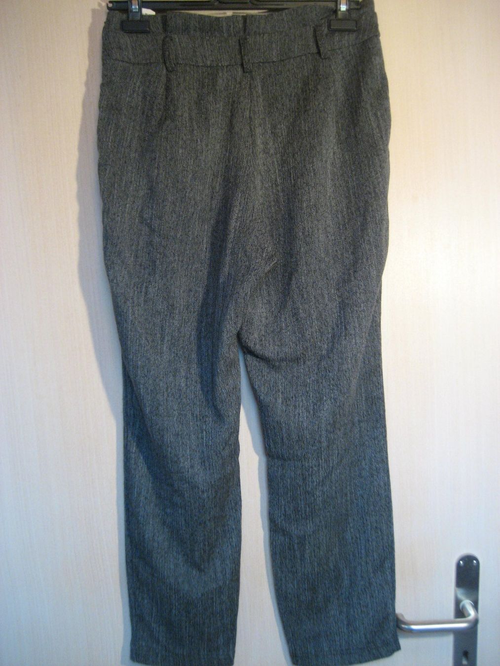 Stradivarius Pantaloni: Pantalon Stradivarius taille 36 – Usato da Delémont venduto da marryb 4