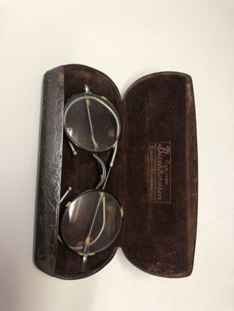 Antike Brille inkl Cover