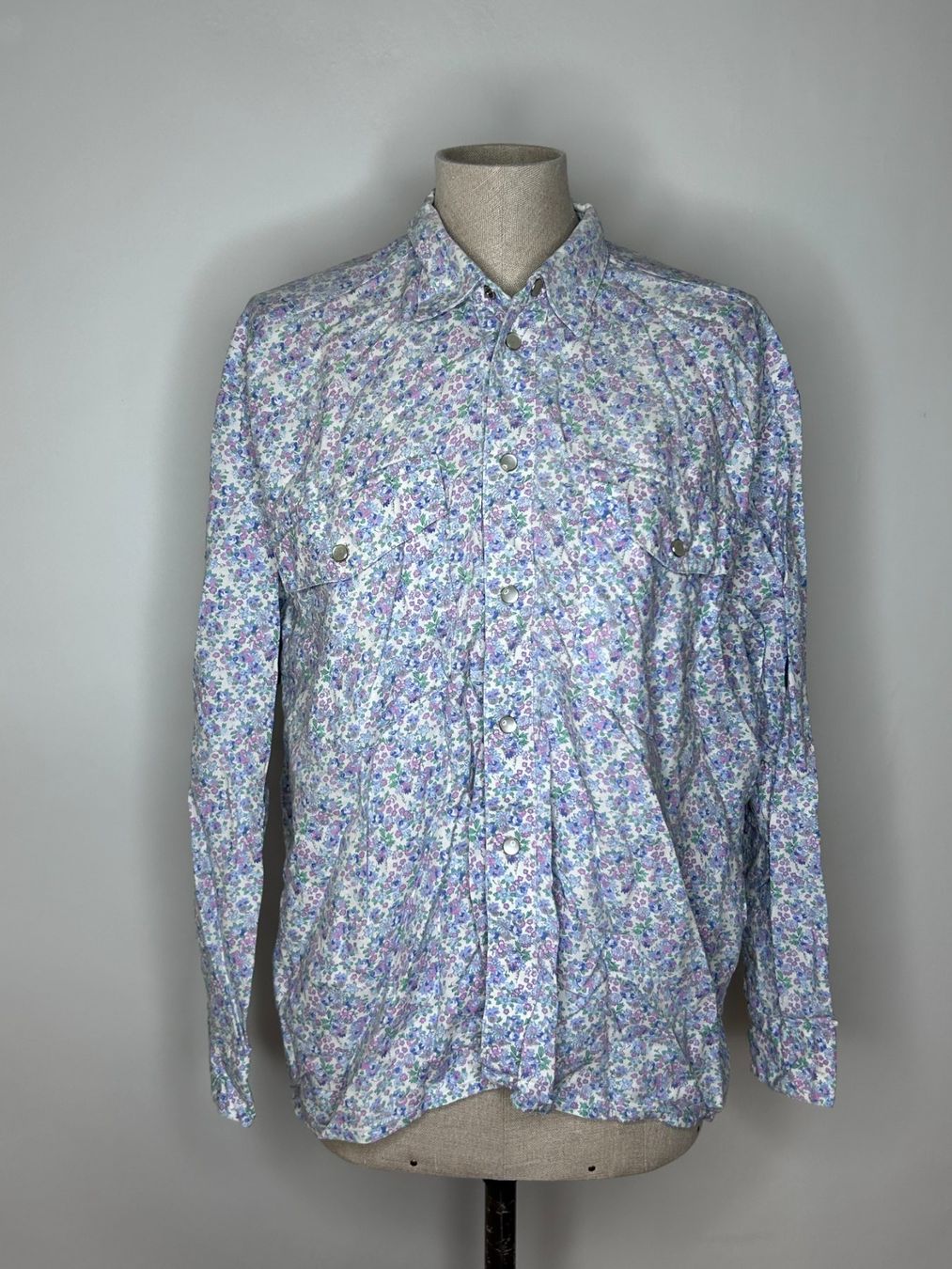 H&M Chemisiers: Vintage Bluse – D'occasion à St. Gallen par look-twice