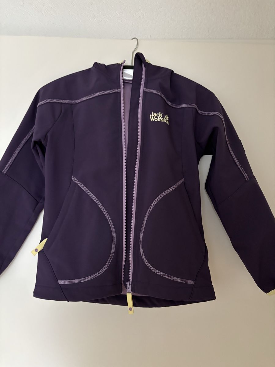 Jack Wolfskin Giacche & Cappotti: Softshell Jacke Grösse 140 (Jack Wolfskin) – Usato da Niederwangen b. Bern venduto da muidop