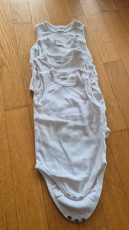 Biancheria intima: Set-Kurzarm Body Gr. 74/80 – Usato da Unterentfelden venduto da jkl_59w2